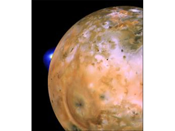 東大ら，中間赤外線を用い木星の衛星で太陽系最大級の火山活動を観測