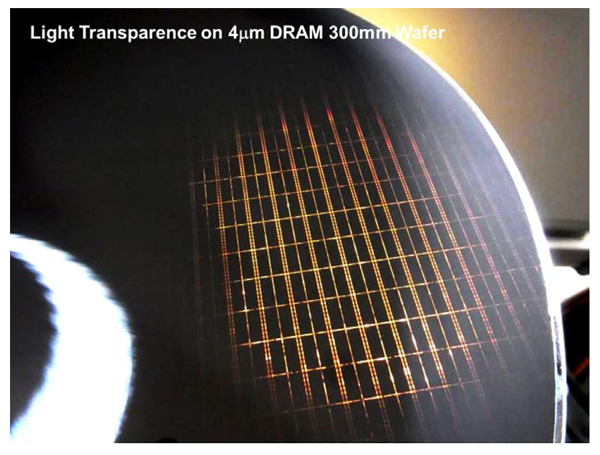 東工大ら，DRAMを搭載した300mmウエハを厚さ4㎛に超薄化することに成功