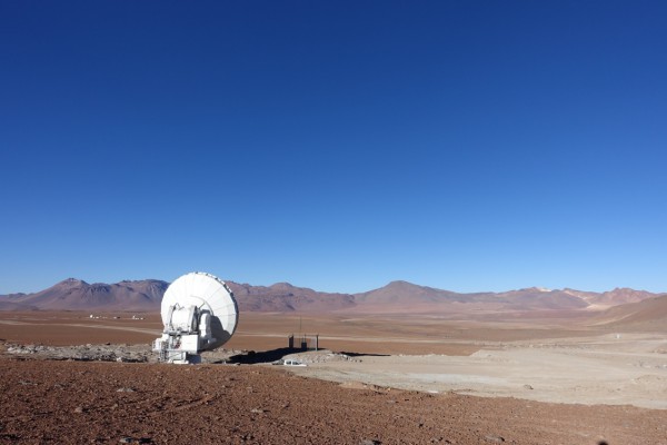 アルマ望遠鏡，アンテナを7kmの範囲に展開した干渉計試験に成功