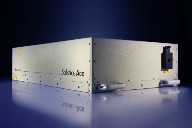 スペクトラ・フィジックス，一体型超短パルスアンプシステムを発表