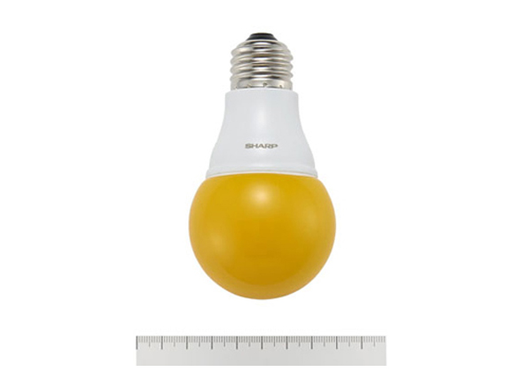 シャープら，電球形LED防蛾ランプを開発