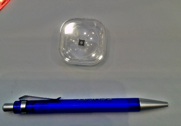 SCIVAX，プラズモンフィルターを分光光度計に適用