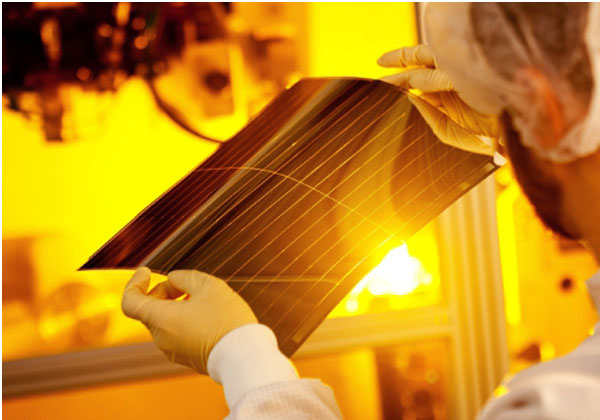 独ヘリアテック，有機太陽電池で13.2%を記録