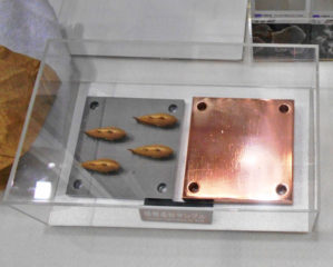 福田金属箔粉工業が開発中の銅系粉末材料を用い粉末床溶融焼結によって造形したサンプル（写真提供：TRAFAM）