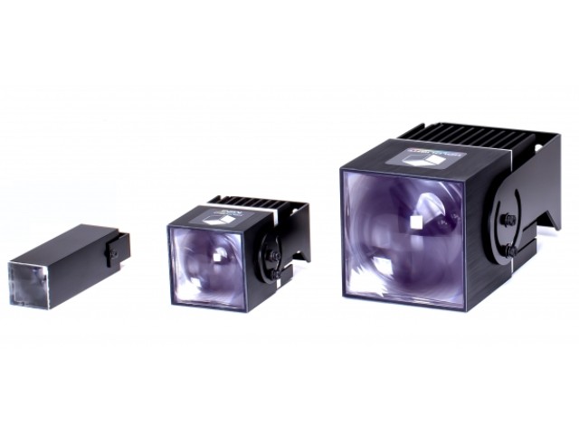 ホロライト，高視認性照明に小型製品を追加