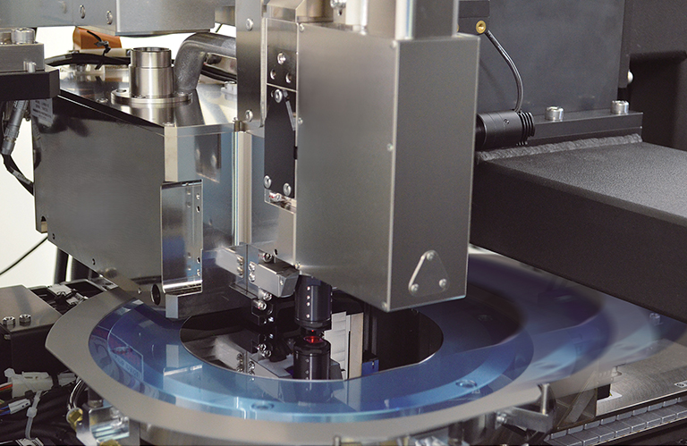 浜松ホトニクス、内部加工型レーザダイシング技術で文科大臣表彰を受賞